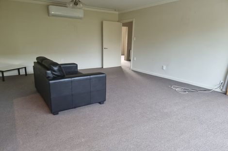 Photo of property in 4 Oakfield Street, Burnside, Christchurch, 8053