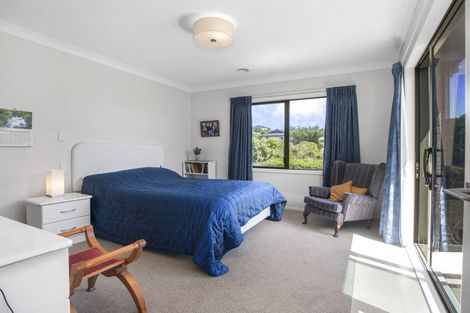Photo of property in 12 Optimist Way, Whitby, Porirua, 5024
