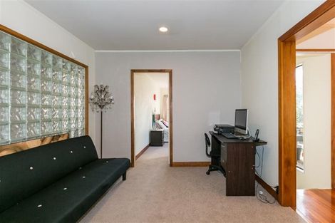 Photo of property in 7 Aotea Crescent, Havelock North, 4130