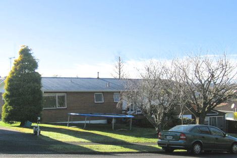 Photo of property in 4 Glamis Avenue, Dinsdale, Hamilton, 3204