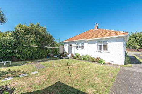 Photo of property in 2a Kings Avenue, Gonville, Whanganui, 4501