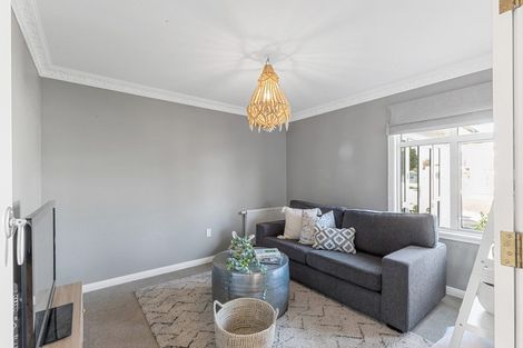 Photo of property in 107 Jickell Street, Hokowhitu, Palmerston North, 4410