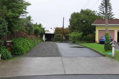 Photo of property in 54 Aurea Avenue, Pakuranga, Auckland, 2010