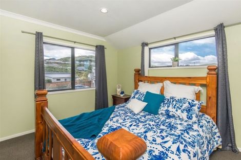 Photo of property in 4 Saint Lucia Place, Grenada Village, Wellington, 6037