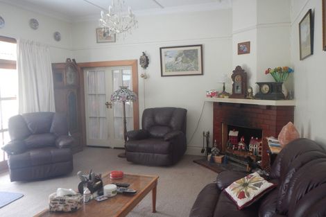 Photo of property in 7 Calico Line, Marton, 4710