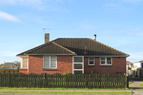 Photo of property in 1017 Saint Aubyn Street West, Saint Leonards, Hastings, 4120