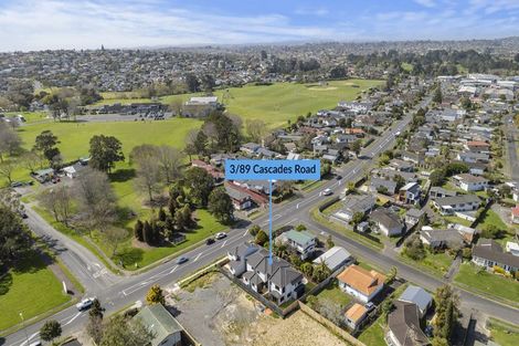 Photo of property in 89c Cascades Road, Pakuranga Heights, Auckland, 2010