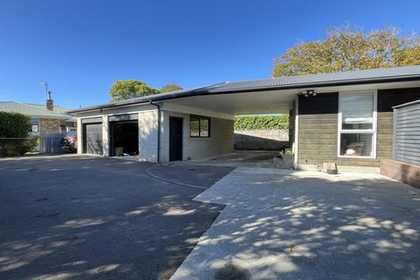 Photo of property in 10 Surrey Crescent, Hokowhitu, Palmerston North, 4410