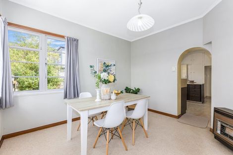 Photo of property in 28 Bauchop Road, Waterloo, Lower Hutt, 5011