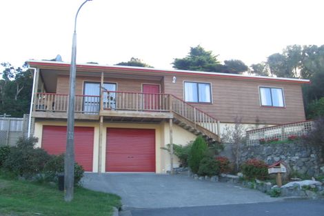 Photo of property in 29 Seagull Place, Whitby, Porirua, 5024