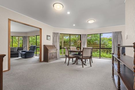 Photo of property in 11 Balcairn Place, Terrace End, Palmerston North, 4410