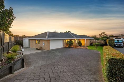 Photo of property in 3 Ridgemount Terrace, Welcome Bay, Tauranga, 3112