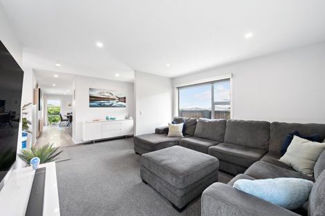 Photo of property in 88 Cedarwood Street, Woodridge, Wellington, 6037