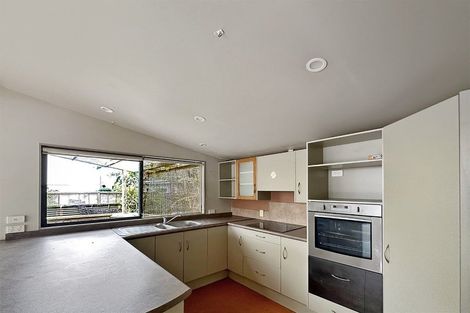 Photo of property in 1 The Esplanade, Eastern Beach, Auckland, 2012