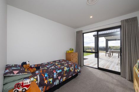 Photo of property in 3 Castlebridge Lane, Aokautere, Palmerston North, 4471