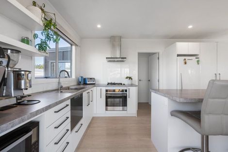 Photo of property in 203 Tui Road, Whangamata, 3620