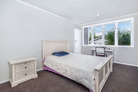 Photo of property in 121a Moire Road, West Harbour, Auckland, 0618