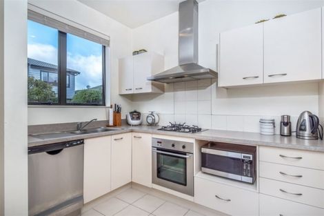 Photo of property in 20/22 Northcross Drive, Oteha, Auckland, 0632