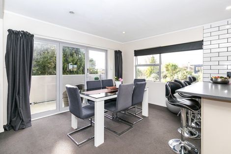 Photo of property in 52b Hooker Avenue, Chedworth, Hamilton, 3210