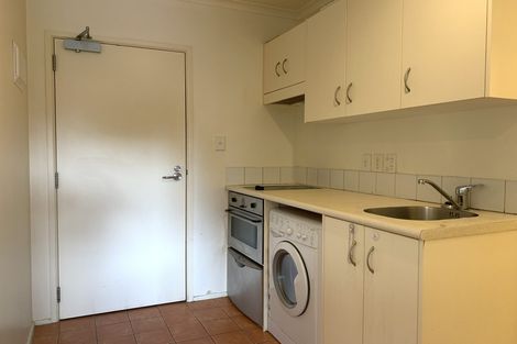 Photo of property in 30/8c Westward Ho Road, Glen Eden, Auckland, 0602