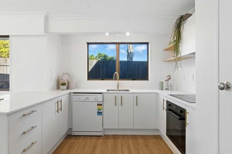 Photo of property in 1152b Papamoa Beach Road, Papamoa Beach, Papamoa, 3118