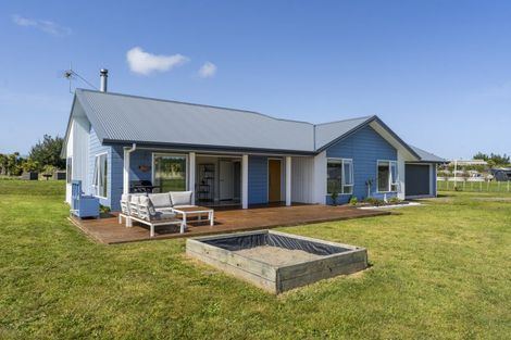 Photo of property in 38 Kanuka Drive, Waitarere, Levin, 5510