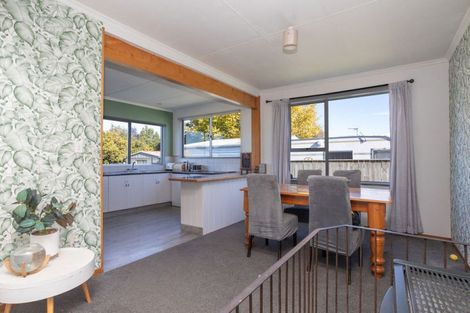 Photo of property in 11 Smith Street, Dannevirke, 4930