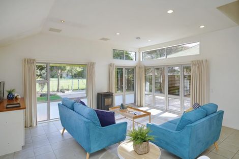 Photo of property in 120 Lonsdale Street, New Brighton, Christchurch, 8083