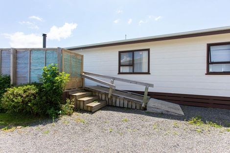 Photo of property in 20 Ross Street, Woodville, 4920
