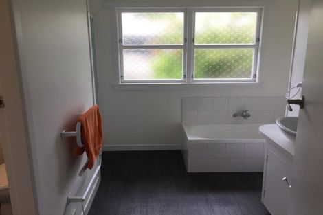 Photo of property in 43d Braid Road, St Andrews, Hamilton, 3200