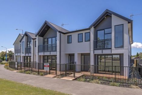 Photo of property in 13 Holmes Hanover Lane, Halswell, Christchurch, 8025