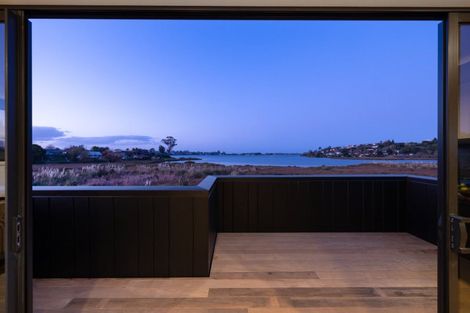 Photo of property in 31 Hinaki Street, Poike, Tauranga, 3112