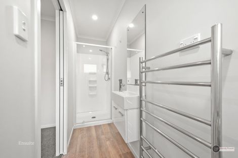 Photo of property in 73 Riverstone Drive, Riverstone Terraces, Upper Hutt, 5018