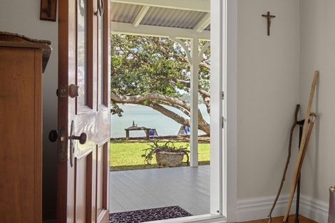 Photo of property in 6 Paine Brown Way, Russell, 0272