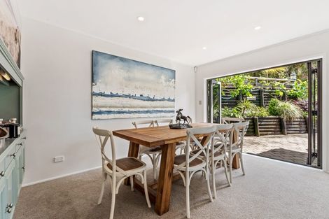 Photo of property in 47 Puriri Place, Sandspit, Warkworth, 0982