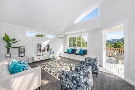 Photo of property in 21 Cambridge Road, Riverhead, 0820