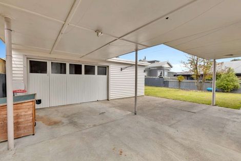 Photo of property in 4 Belvedere Crescent, Takaro, Palmerston North, 4412