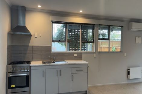 Photo of property in 107 Ryder Crescent, Levin, 5510