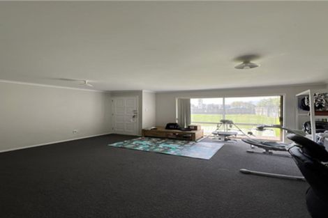 Photo of property in 2/2 Walter Strevens Drive, Conifer Grove, Takanini, 2112