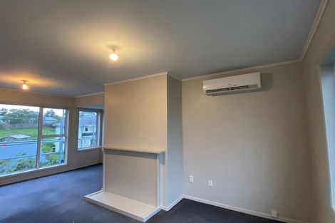 Photo of property in 56 Coates Street, Tawa, Wellington, 5028