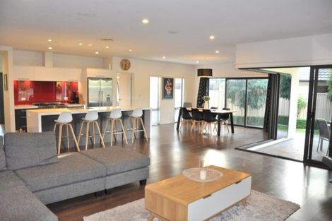 Photo of property in 11 Kirkpatrick Place, Havelock North, 4130