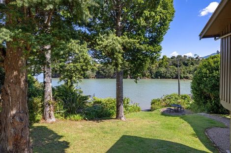 Photo of property in 25 Smith Street, Raglan, 3225