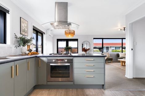 Photo of property in 106a Chapel Street, Otumoetai, Tauranga, 3110