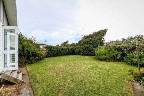 Photo of property in 6 Buckland Place, Spotswood, New Plymouth, 4310