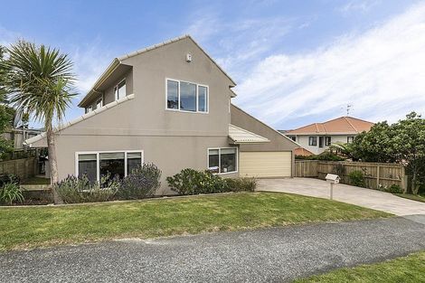 Photo of property in 24 Waverton Terrace, Churton Park, Wellington, 6037