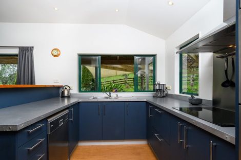 Photo of property in 85 Zanders Road, Helensville, Waimauku, 0882