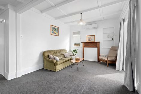 Photo of property in 167 Williams Street, Cambridge, 3434