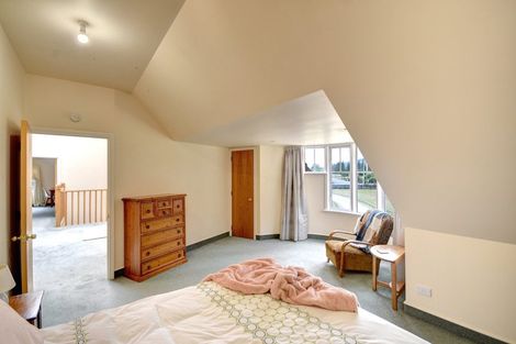 Photo of property in 21 Helensbrook Road, Milton, 9220