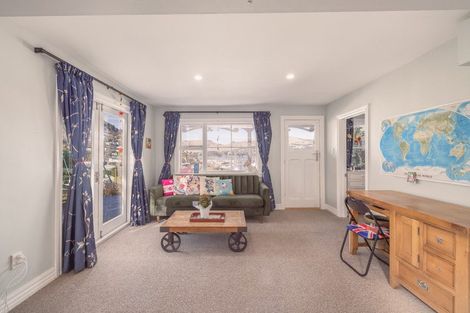 Photo of property in 1 Coleridge Terrace, Lyttelton, 8082