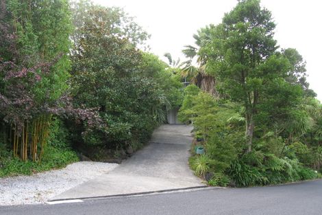 Photo of property in 1 Heathcote Road, Castor Bay, Auckland, 0620